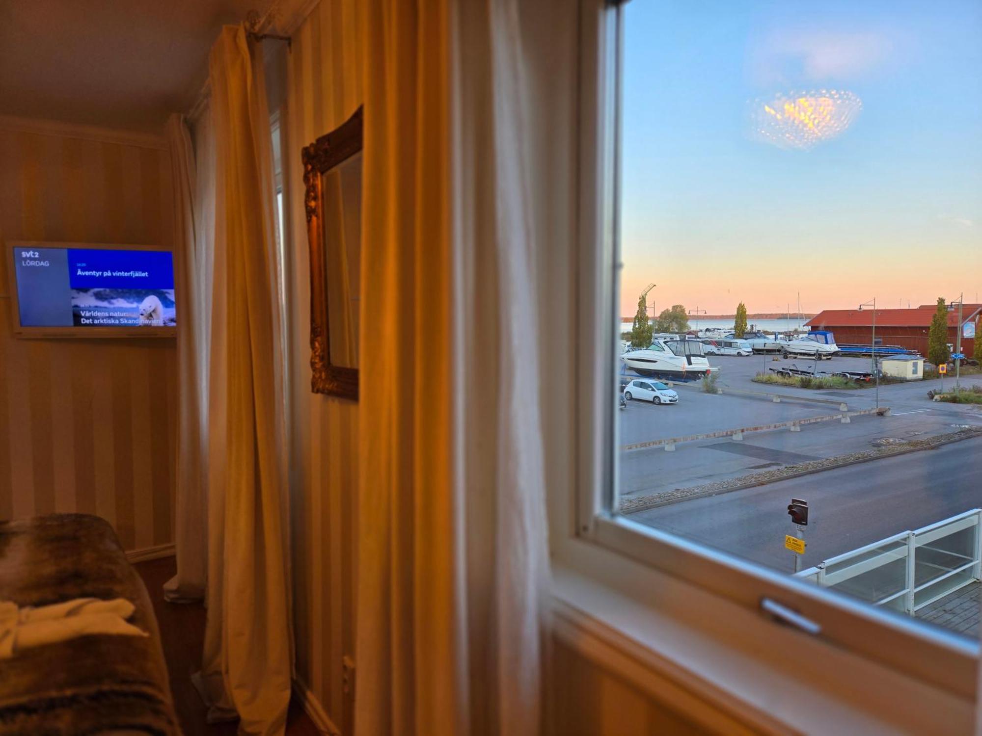 Vaenerport Lakefront Hotell Mariestad Exteriér fotografie