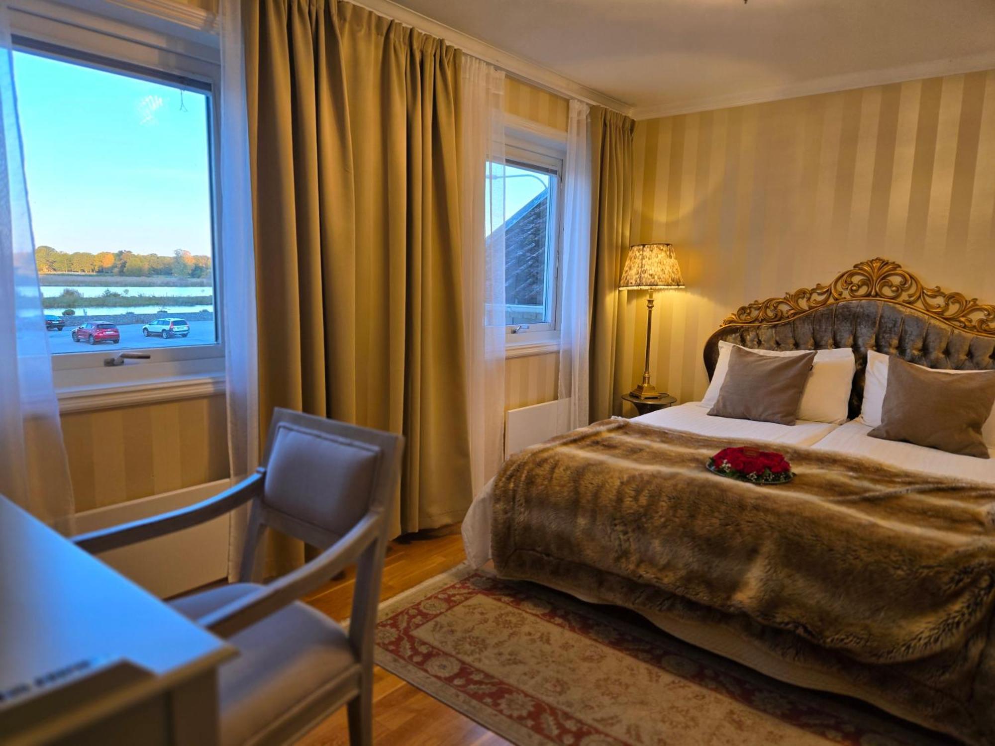 Vaenerport Lakefront Hotell Mariestad Exteriér fotografie